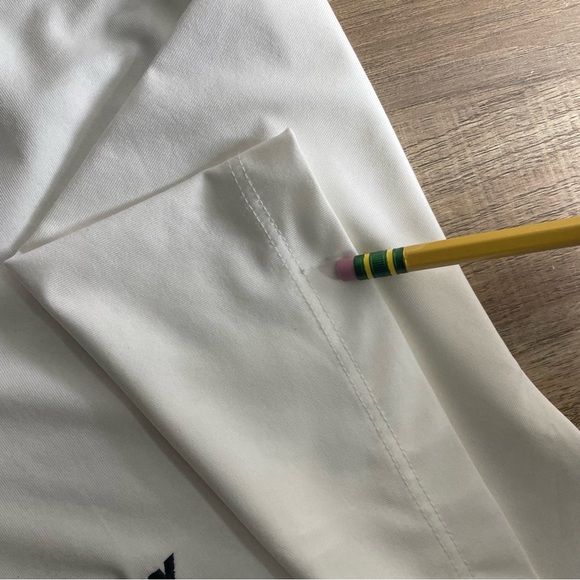 Greyson Tala Performance Short Sleeve Polo Shirt Men's XL White The Netflix Cup - Picture 5 of 6